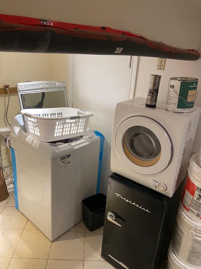 Budget Quad Room With En Suite Bathroom 36B Toronto Exteriör bild